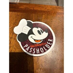 Walt Disney world pass holder magnet chef Mickey